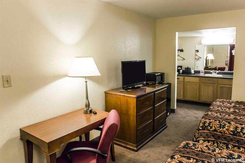 فندق Econo Lodge Perry