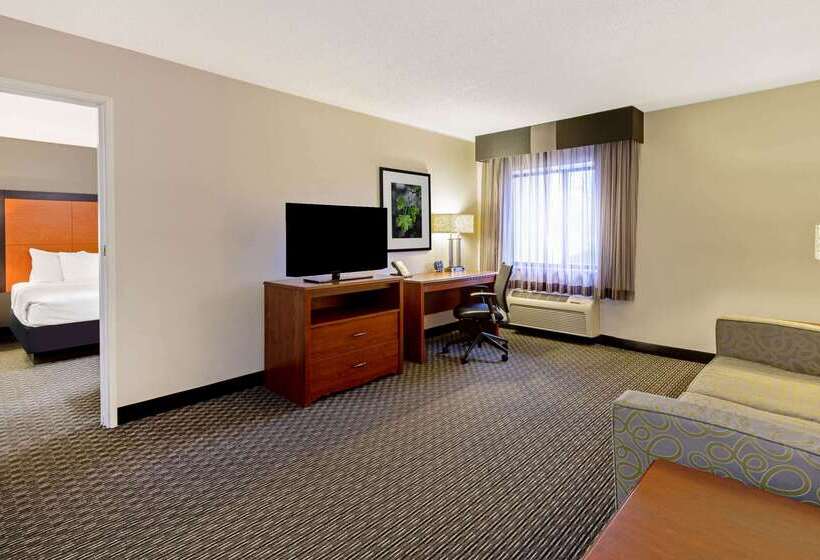 فندق La Quinta By Wyndham Harrisburg Airport Hershey