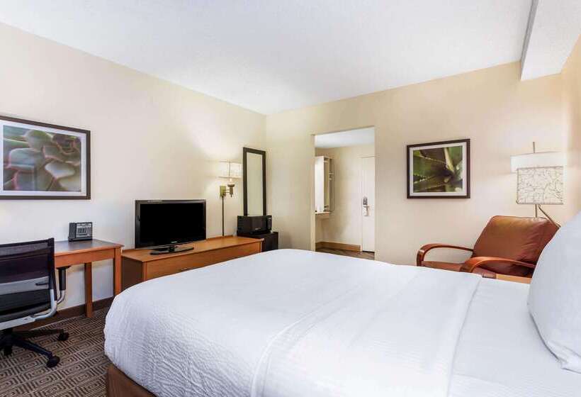 فندق La Quinta By Wyndham Orlando South