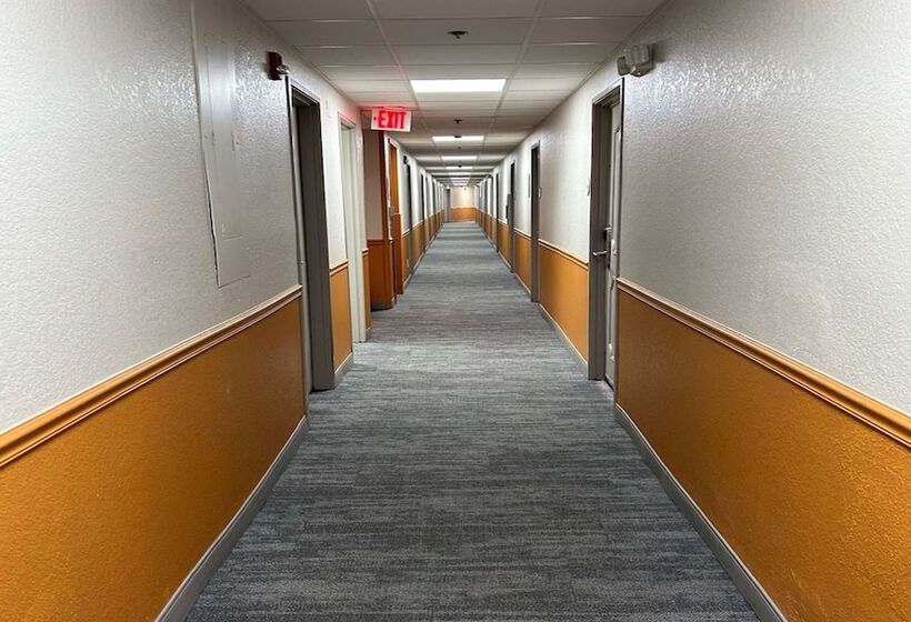 فندق La Quinta By Wyndham Orlando South