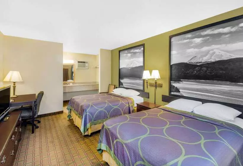 酒店 Super 8 By Wyndham Corning