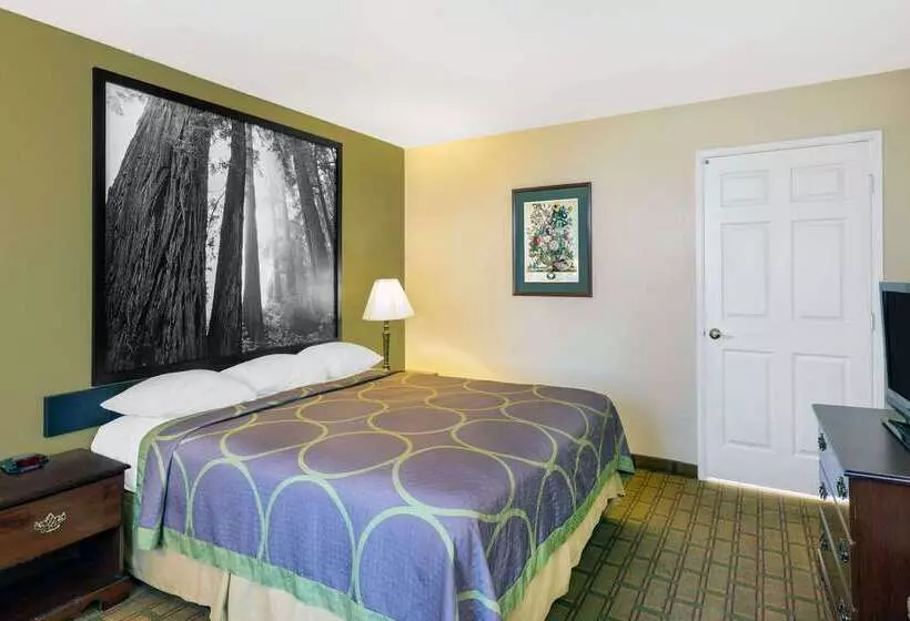 酒店 Super 8 By Wyndham Corning