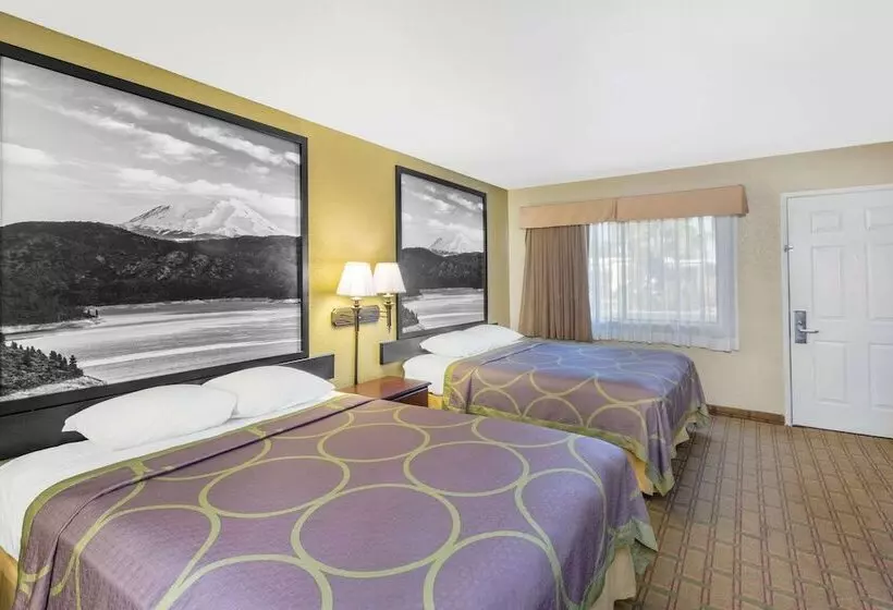 酒店 Super 8 By Wyndham Corning