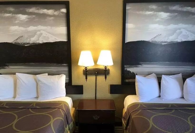 酒店 Super 8 By Wyndham Corning