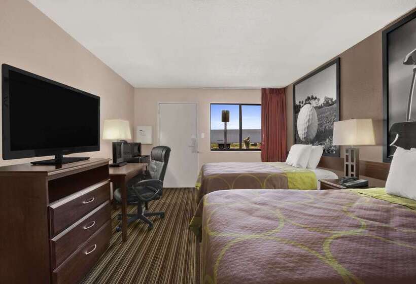 בית מלון כפרי Super 8 By Wyndham Fort Myers