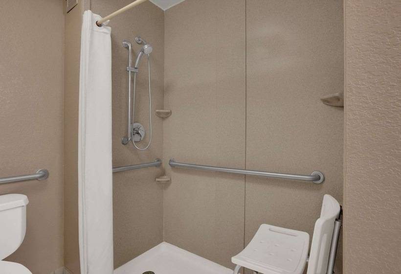 בית מלון כפרי Super 8 By Wyndham Fort Myers