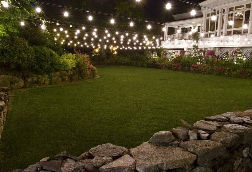 فندق The Grand At Bedford Village Inn