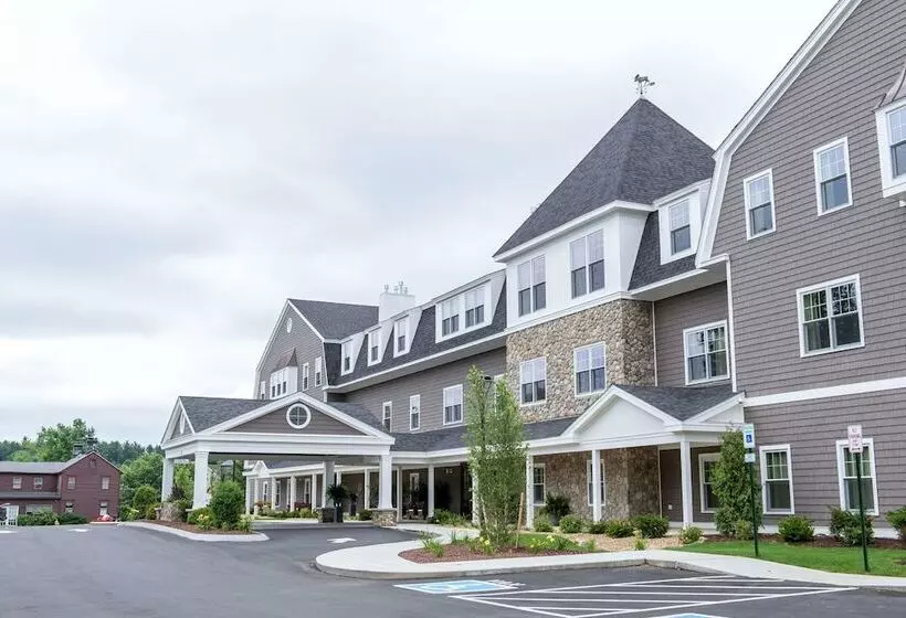 هتل The Grand At Bedford Village Inn