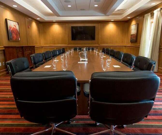 فندق The Grand At Bedford Village Inn