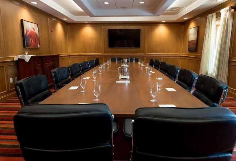 فندق The Grand At Bedford Village Inn