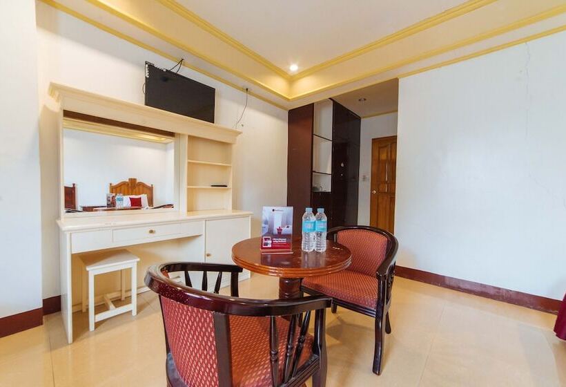 Hotel Reddoorz @ Kilometer 1 Roxas City