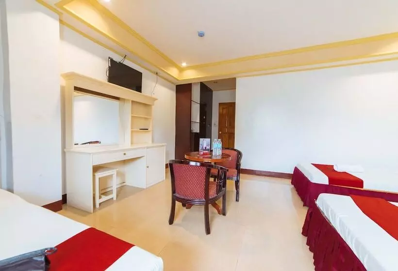 هتل Reddoorz @ Kilometer 1 Roxas City