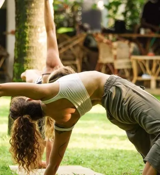 Majatalo Surf Lodge Madiha