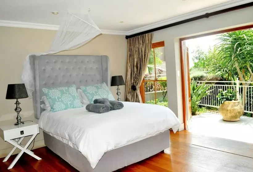 Fever Tree Manor