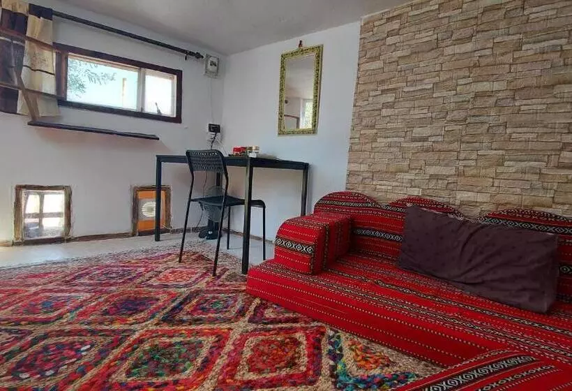 تختخواب و صبحانه Our Villa S Private Apartments   Hq Budget Stay   Wonderful Horizon View Of Jerash