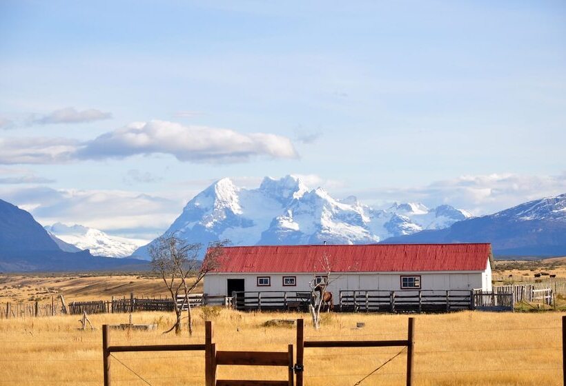 فندق Bories Boutique Guest House