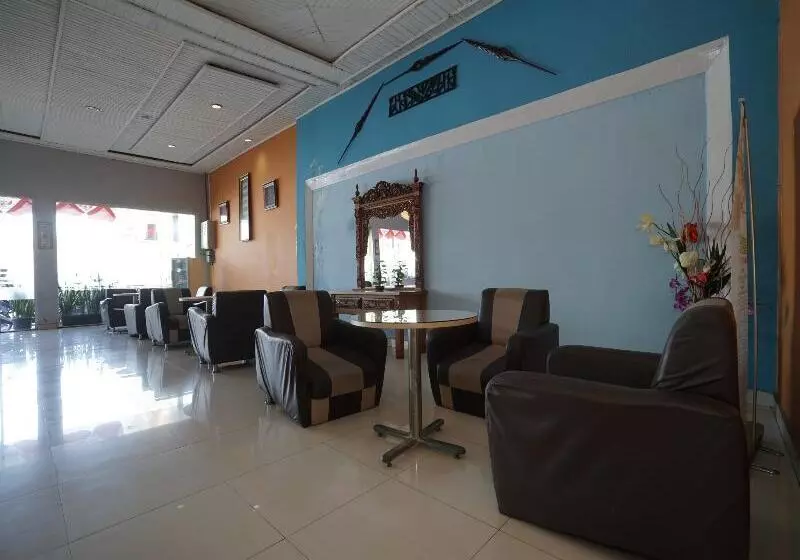 ホテル Oyo 1441  Dempo Permai