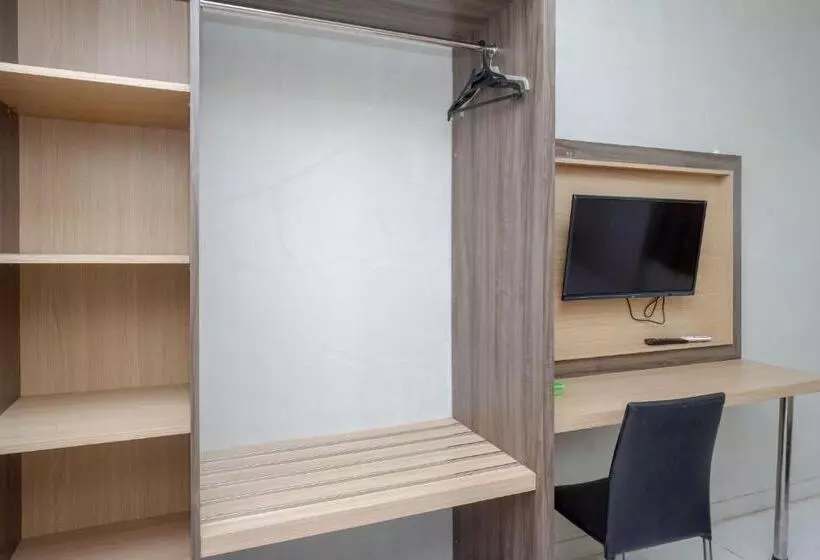 ペンション Reddoorz Near Rsud Margono Purwokerto 3