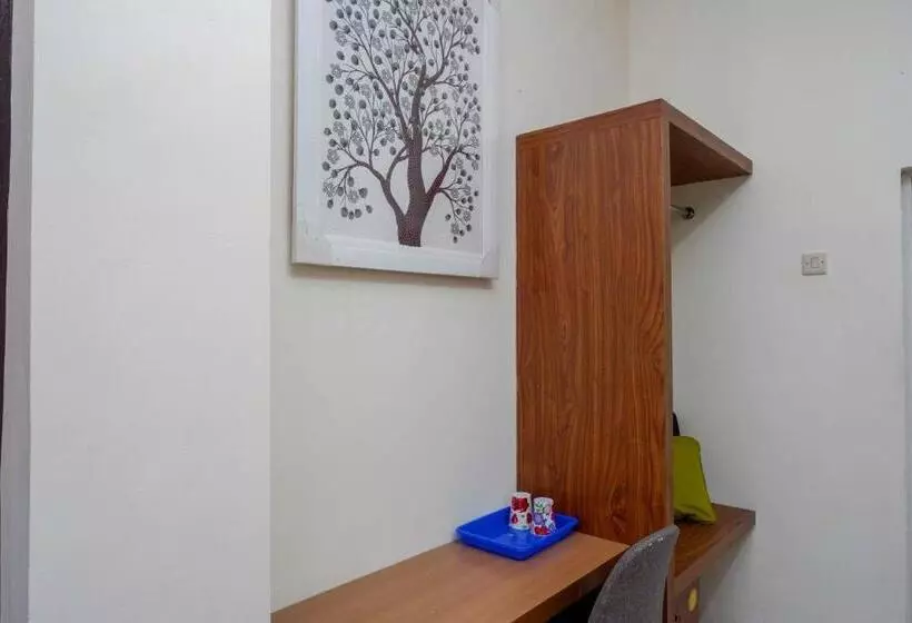 ペンション Reddoorz Near Rsud Margono Purwokerto 3