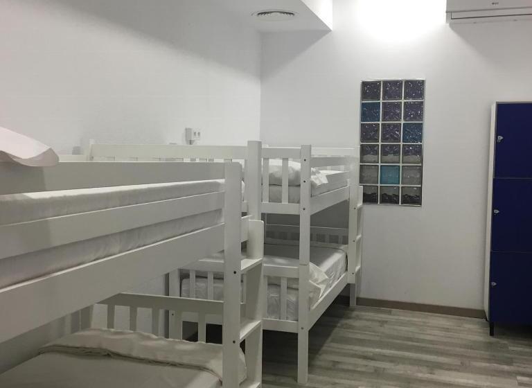 הוסטל Alojamientos Turísticos Barbate