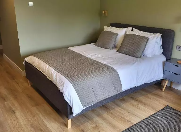 Majatalo Open Acres Accommodation And Airport Parking