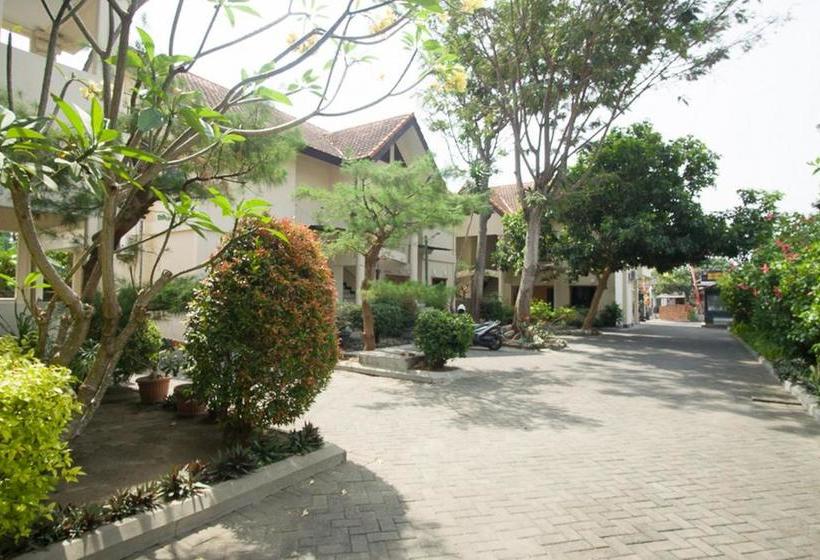 Panzió Reddoorz Near Rumah Sakit Baptis Kediri