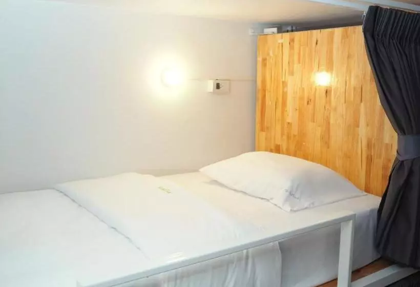 The Hattrick Hostel