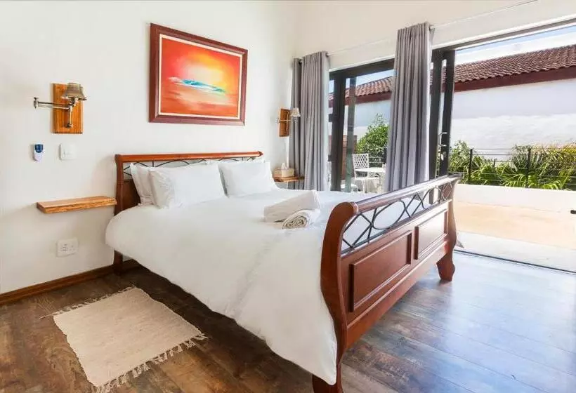 تختخواب و صبحانه Atsupers Accommodation