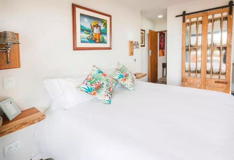 تختخواب و صبحانه Atsupers Accommodation