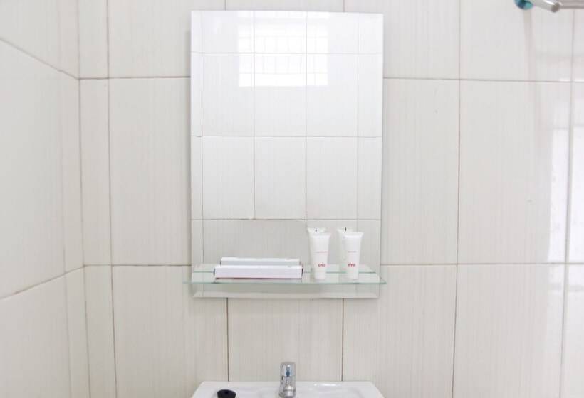 酒店 Oyo 1167 Home Sty Residence