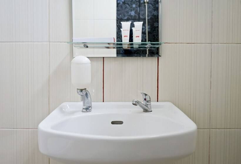 酒店 Oyo 1167 Home Sty Residence