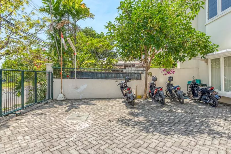 Majatalo Reddoorz Near Untag Surabaya