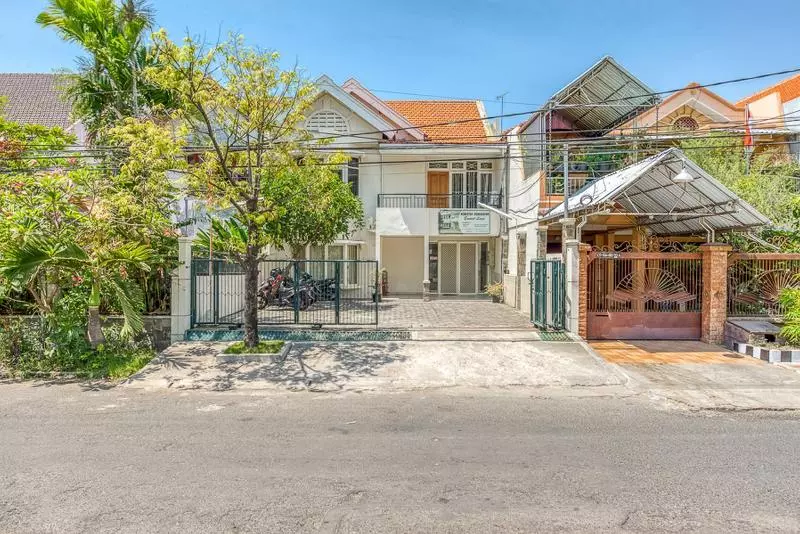 Majatalo Reddoorz Near Untag Surabaya