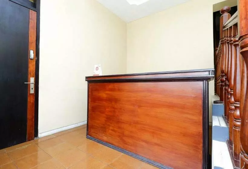 Hotelli Oyo 1414 Paviliun Permata