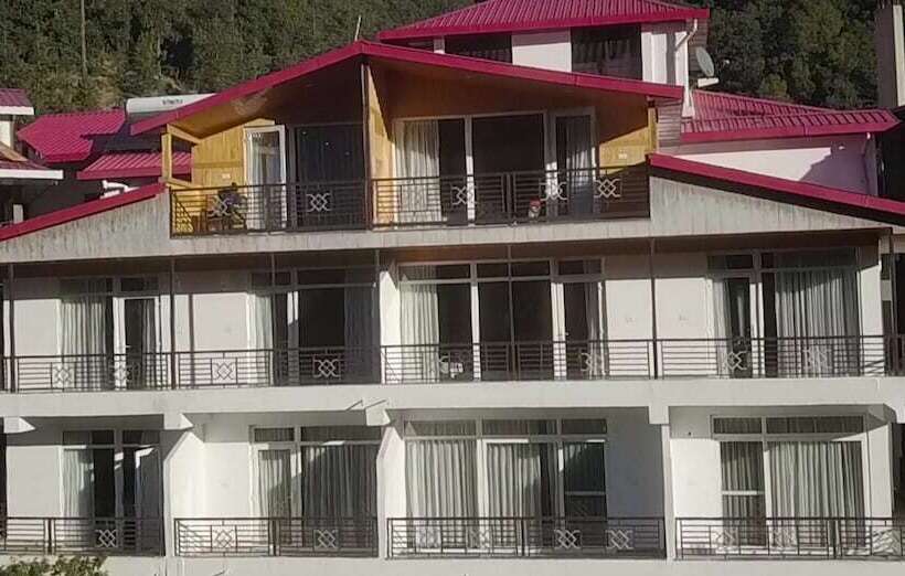 ホテル White Pearl