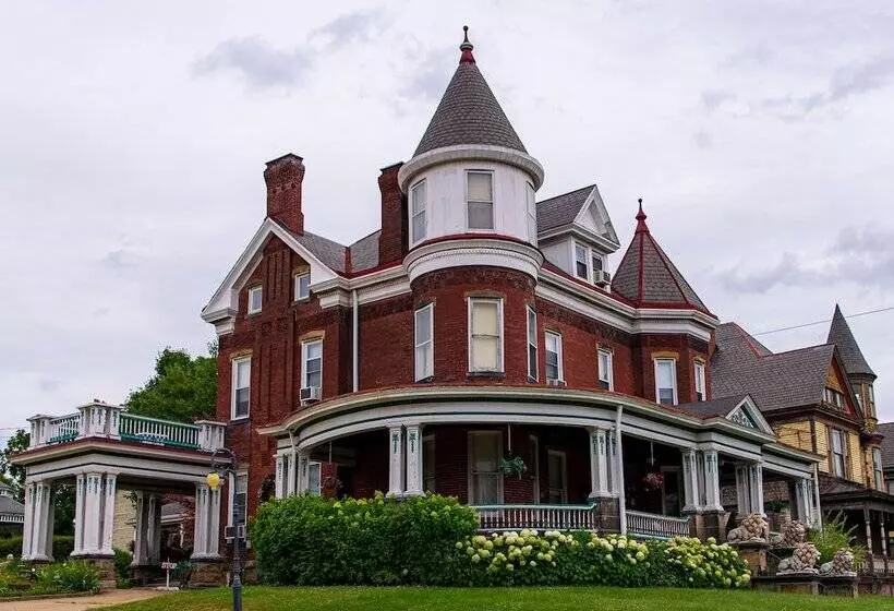 Aamiaismajoitus (B&B) The Shepherd's Inn