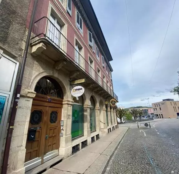 ペンション The 5 Continents