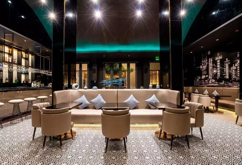 Hotelli Divalux Resort & Spa Bangkok, Suvarnabhumi Airport Free Shuttle