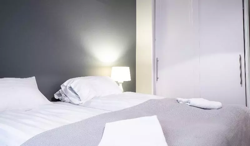 Luna Hotel Apartments Baldursgata