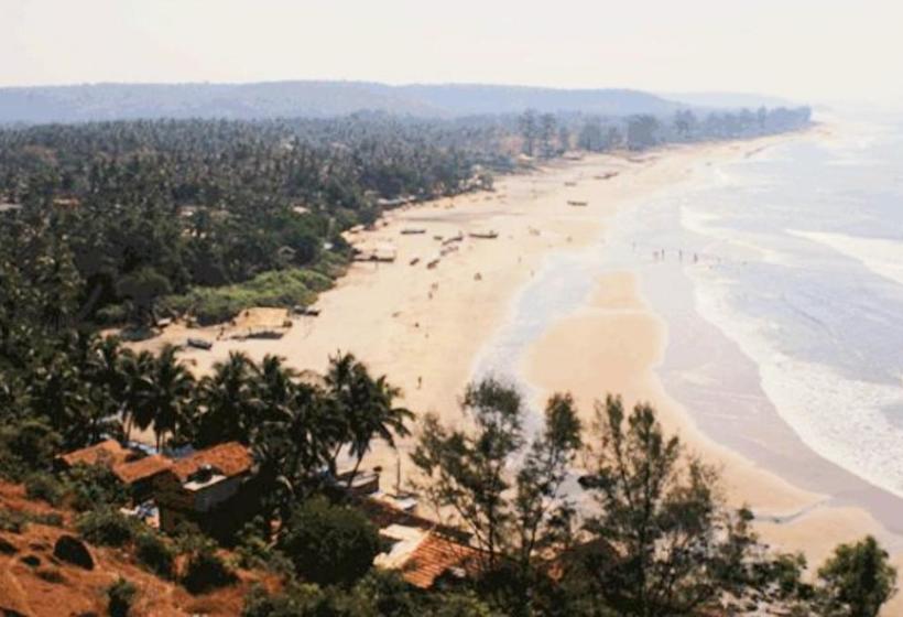 Pensão Samantha Inn Beach Resort