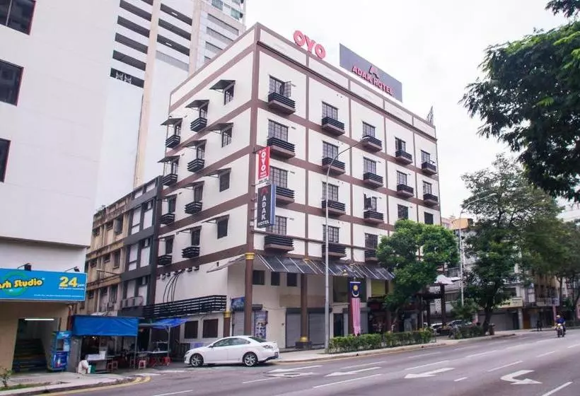 Adak Hotel By Oyo Rooms