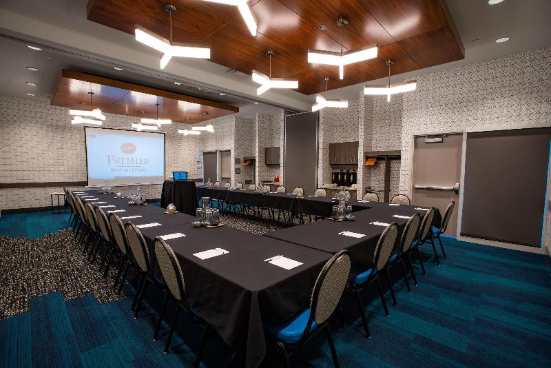 בית מלון כפרי Best Western Premier Winnipeg East