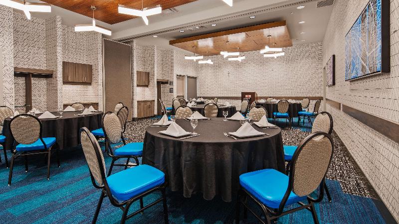 בית מלון כפרי Best Western Premier Winnipeg East