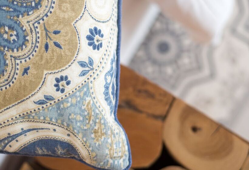 ホテル Enorme Serenity Spritz Adults Only