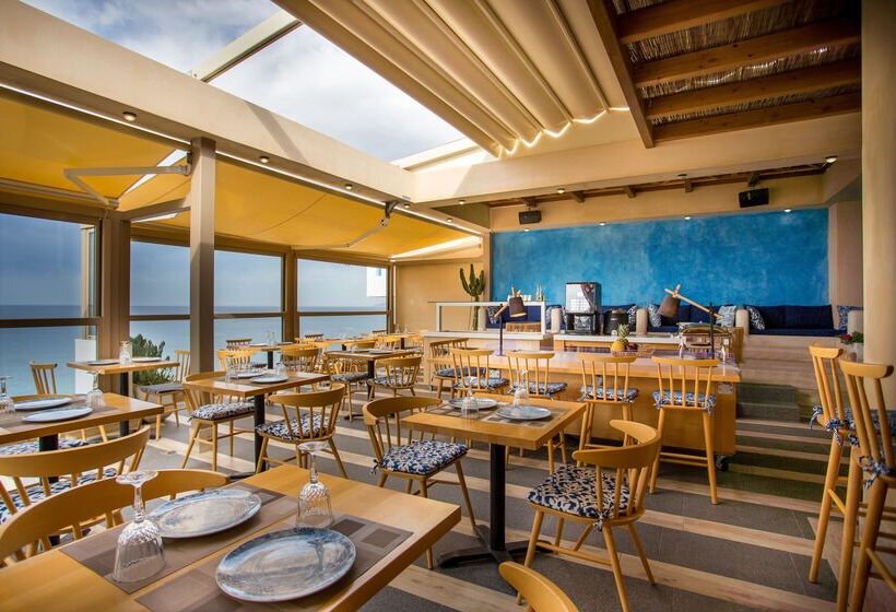 ホテル Enorme Serenity Spritz Adults Only