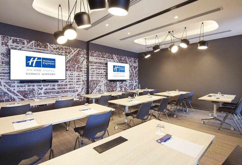 فندق Holiday Inn Express Sydney Airport, An Ihg