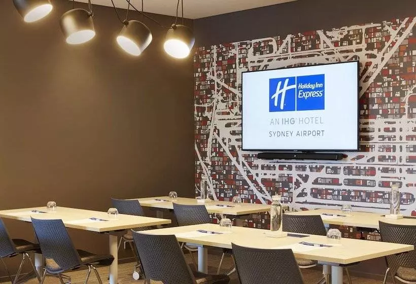 Hotelli Holiday Inn Express Sydney Airport, An Ihg