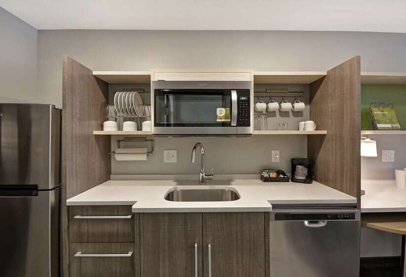 هتل Home2 Suites By Hilton Grand Rapids North