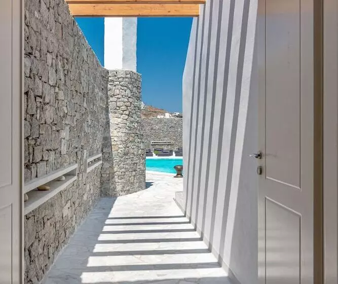 Omnia Mykonos Boutique Hotel & Suites