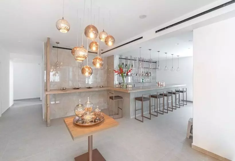 Omnia Mykonos Boutique Hotel & Suites